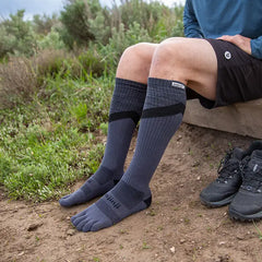 Injinji Trail Midweight Over Calf Coolmax Granite