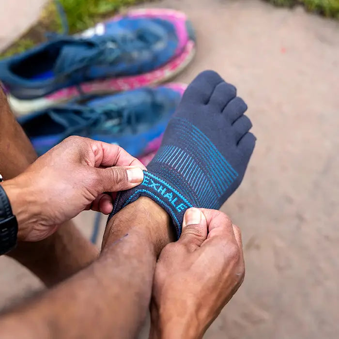 Injinji Run Light Weight No Show Mens Carbon