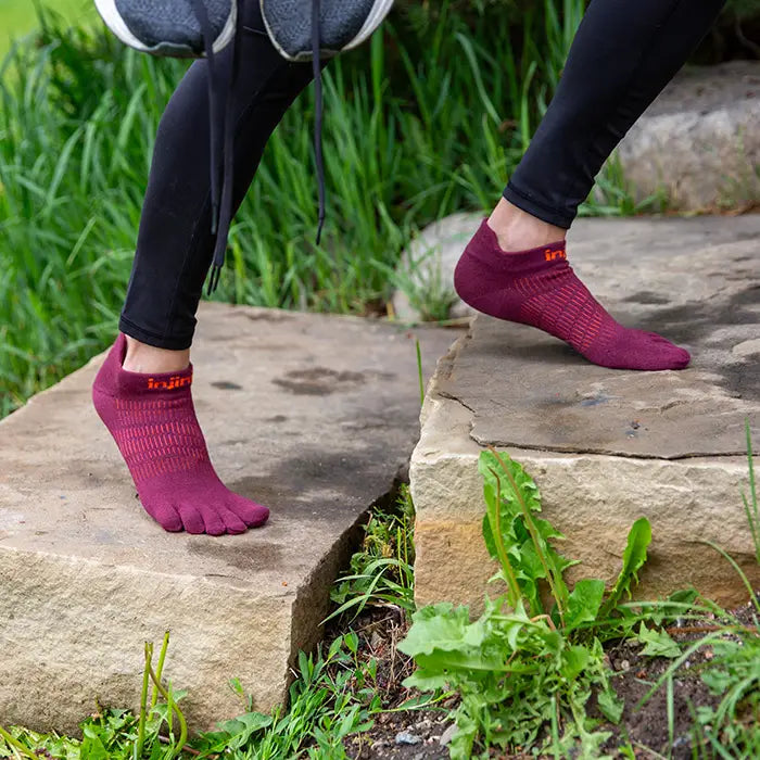 Injinji Run Light Weight No Show Womens Mahogany