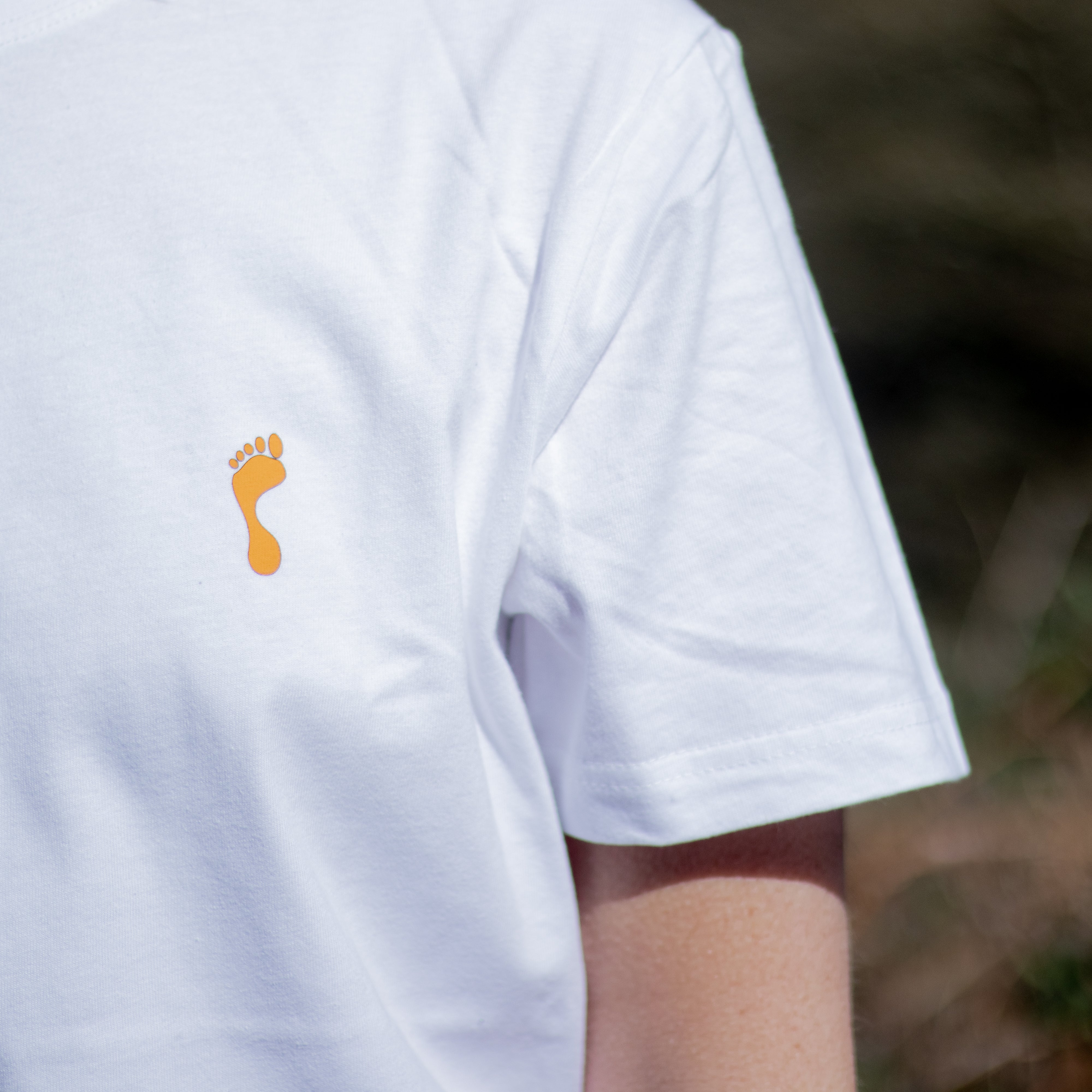 Barefoot Junkie Night & Day T-Shirt White (Unisex Fit)